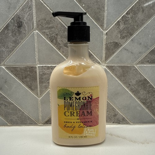 Bath body works - &,