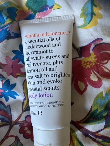 Whats for body lotion - it,