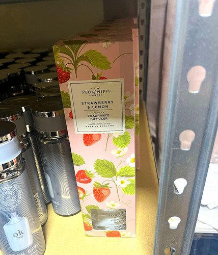 Pecksniff london strawberry - pecksniff's,